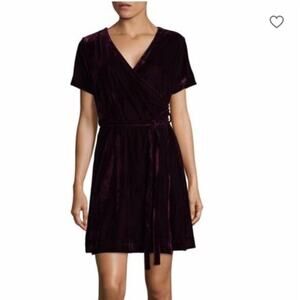 Dex Velvet Short Sleeve Wrap Dress Size S Small NWT Navy
